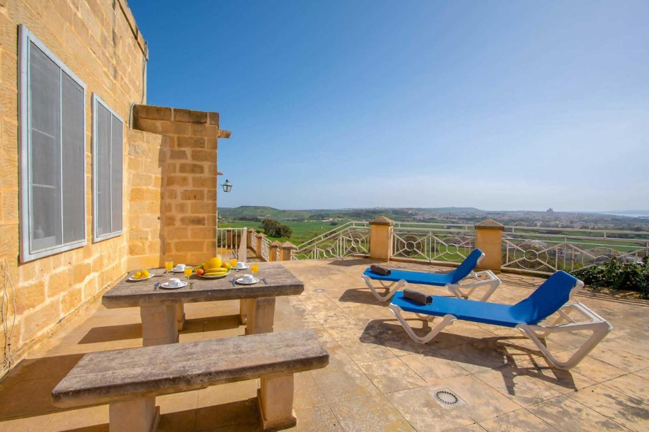 Ghar Ilma IV Holiday Home Santa Lucija  Экстерьер фото