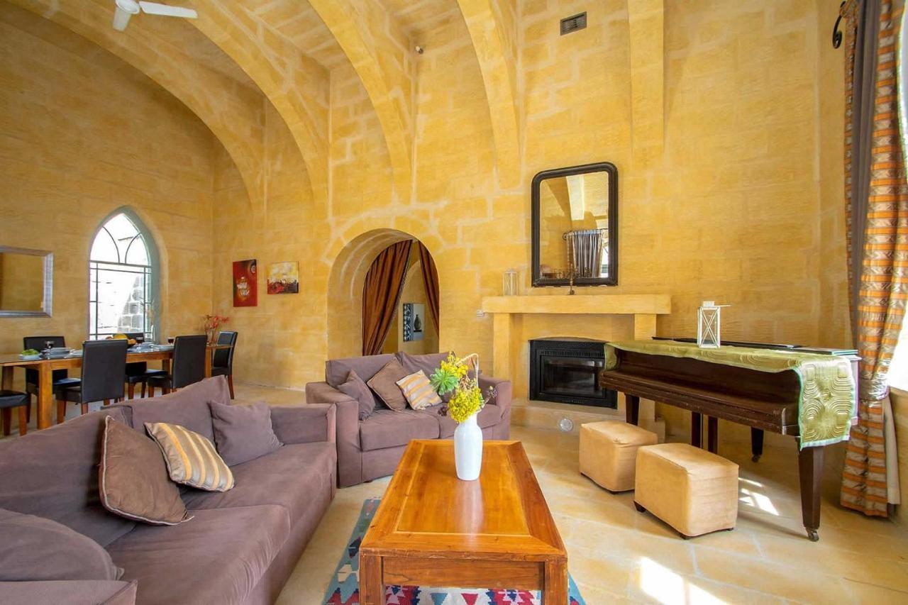Ghar Ilma IV Holiday Home Santa Lucija  Экстерьер фото