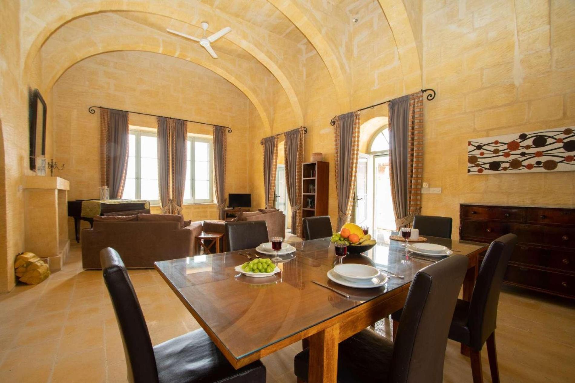 Ghar Ilma IV Holiday Home Santa Lucija  Экстерьер фото